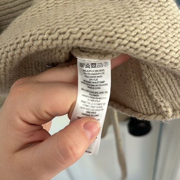 French Connection Women’s Sweater Medium - Picture 6 of 6